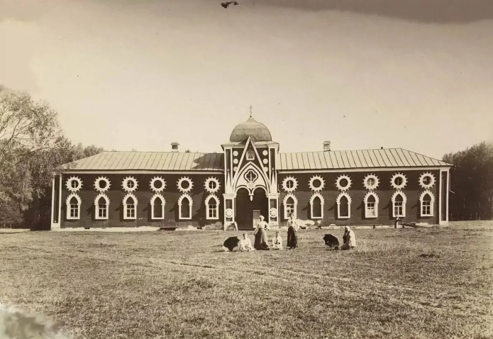 Псаренный и Конюшенный дворы в усадьбе Кусково